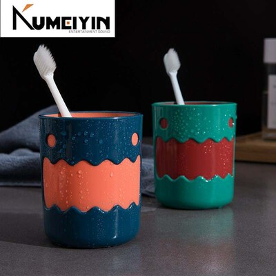 Simple cartoon washing cup household plastic brushing cup
