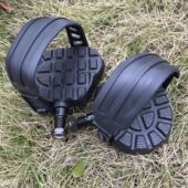 劲悦汗马动感单车配件脚蹬健身车脚踏轴平底防滑脚踩通用带螺帽