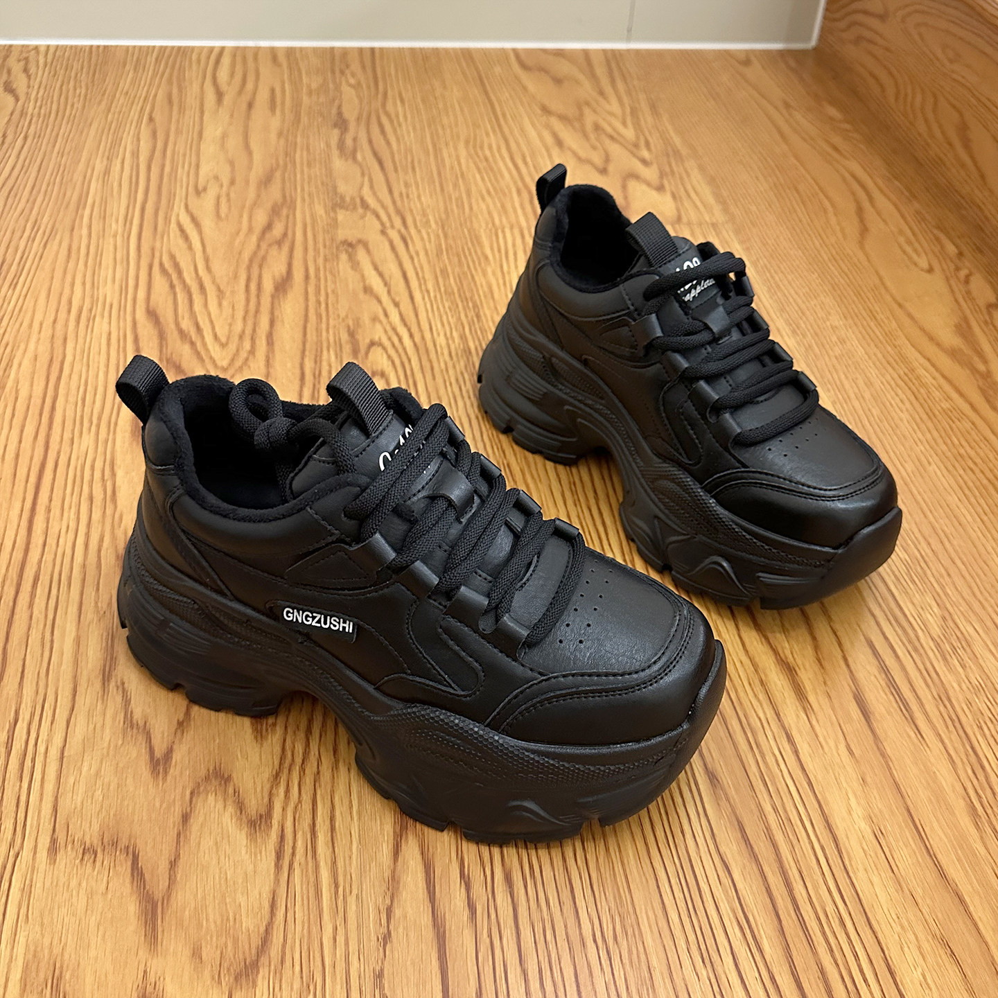 老爹鞋女款2025新款冬加棉黑色厚底轻便配阔腿裤显脚小休闲运动鞋,女鞋,老爹鞋,淘宝优惠券,粉丝福利购,淘宝优惠卷