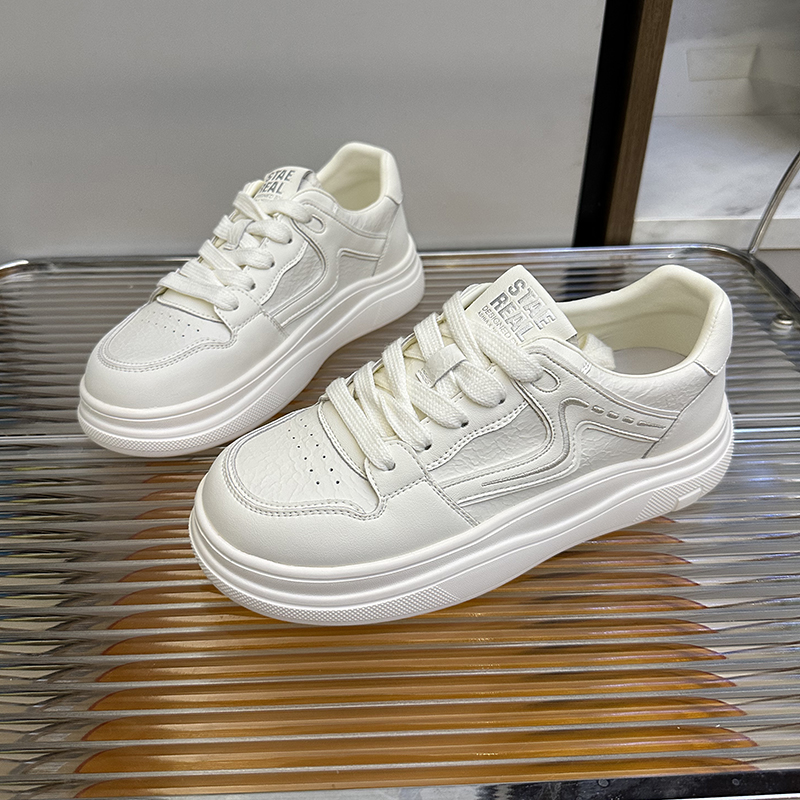 小白鞋女休闲平底超轻透气显脚小