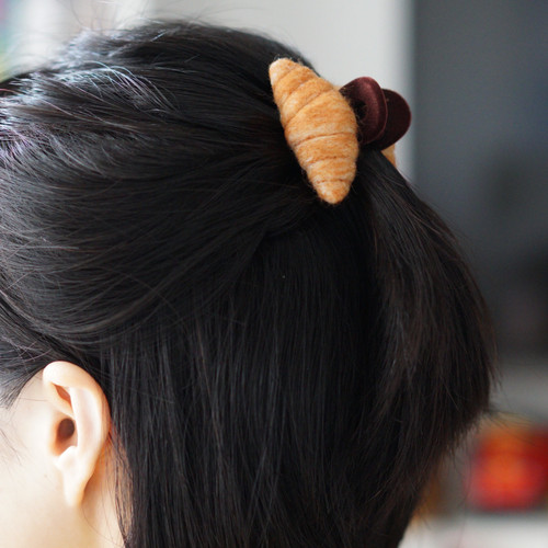 woou萌玩原创手作可爱牛角包羊毛毡发夹鸭嘴夹边夹刘海夹发饰