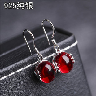红刚玉髓玉石耳环轻奢高级感复古女气质红色玛瑙925纯银耳坠耳饰
