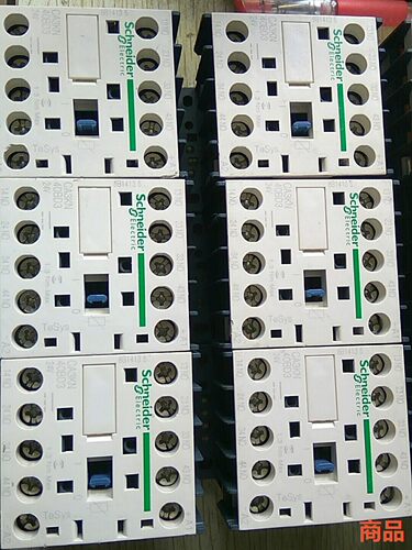 施耐德接触器，CA3KN40BD3，拆机成色漂亮。议价