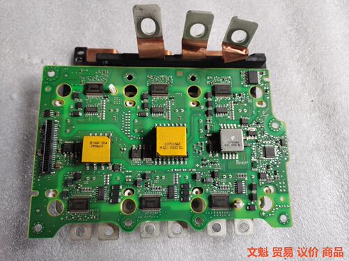 英飞凌芯片模块Infineon FS820R08A6P2LM.议价