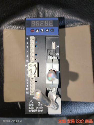 力川0.75kw驱动器LCDB2-072002-LB822.来议价