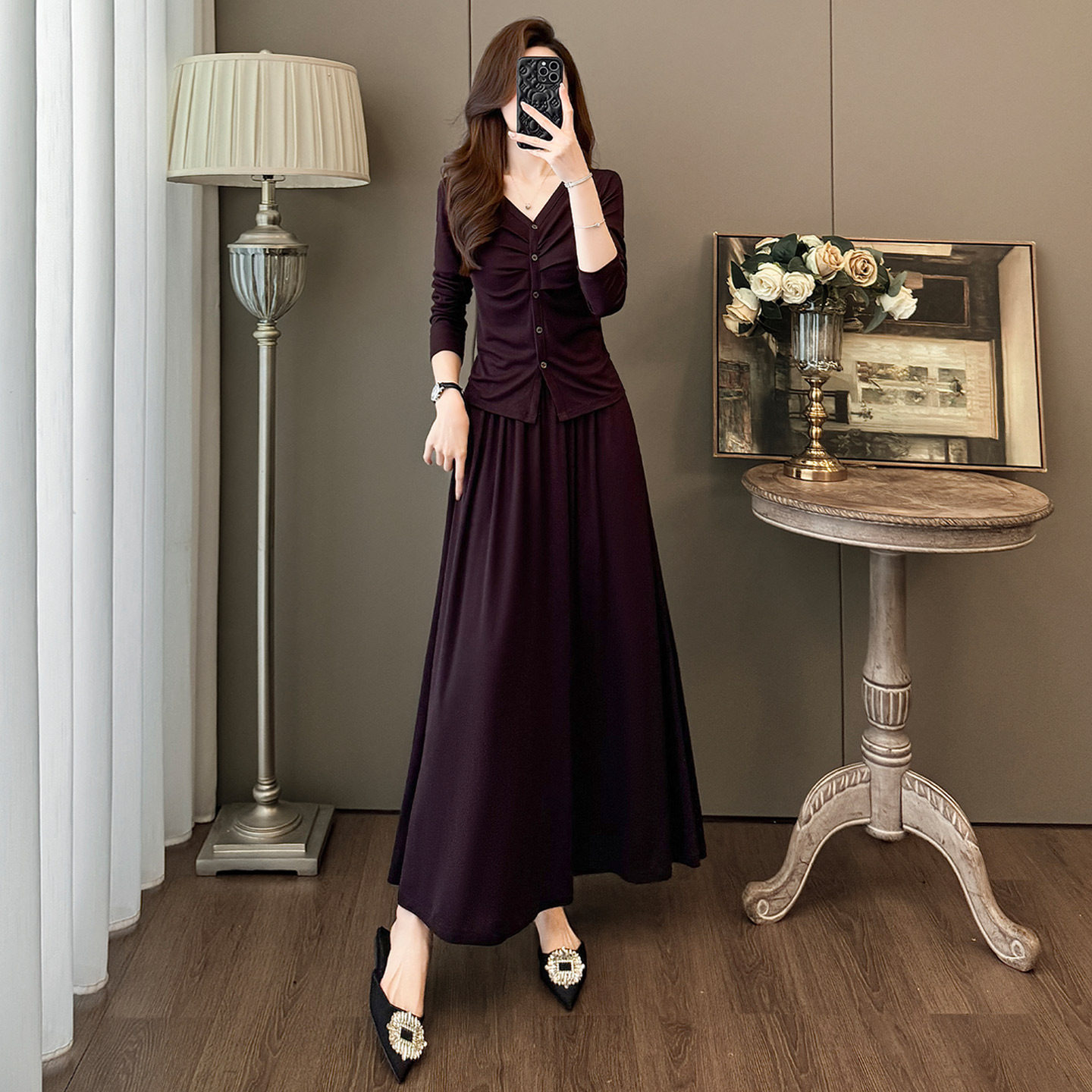 高级感时尚气质套装裙女春季新款褶皱收腰V领上衣中长裙两件套潮