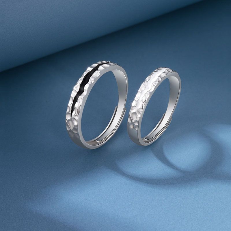 朝思暮念情侣戒指一对潮流个性开口指环时尚小众黑白滴胶深渊戒指