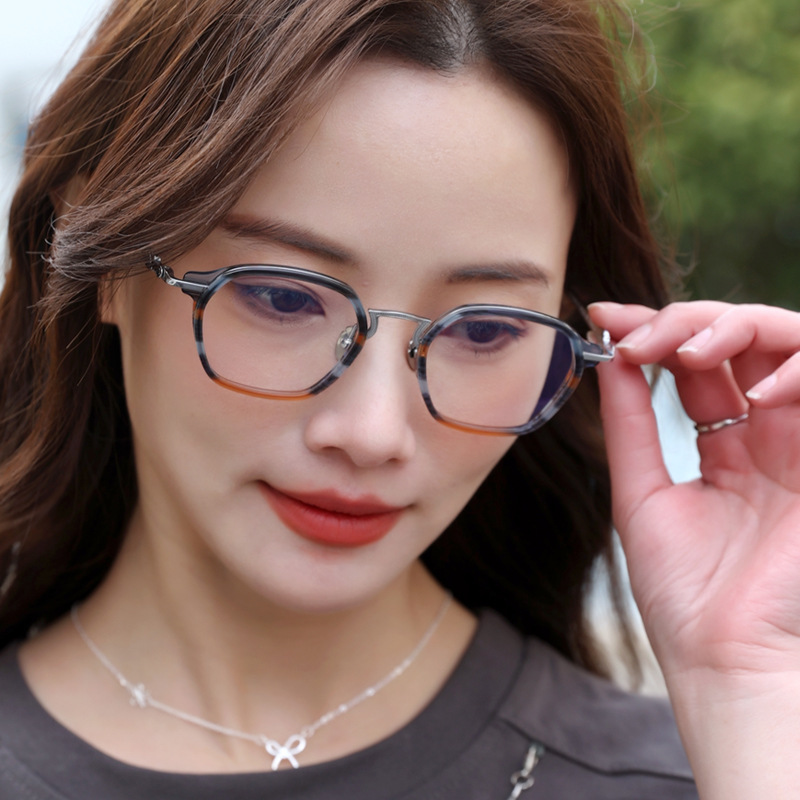 纯钛板材超轻复古近视眼镜架眼镜框女可配度数防蓝光变色平光镜片