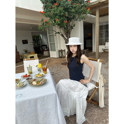 OPS LA MODE 9.21 20:00 露肤度适配藏青TANK背心