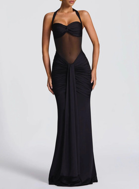 Sexy open-back and backless halter dress 开叉露背挂脖连衣裙