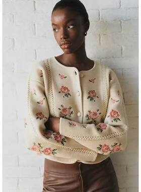 se纯元重工十字刺绣玫瑰花针织衫