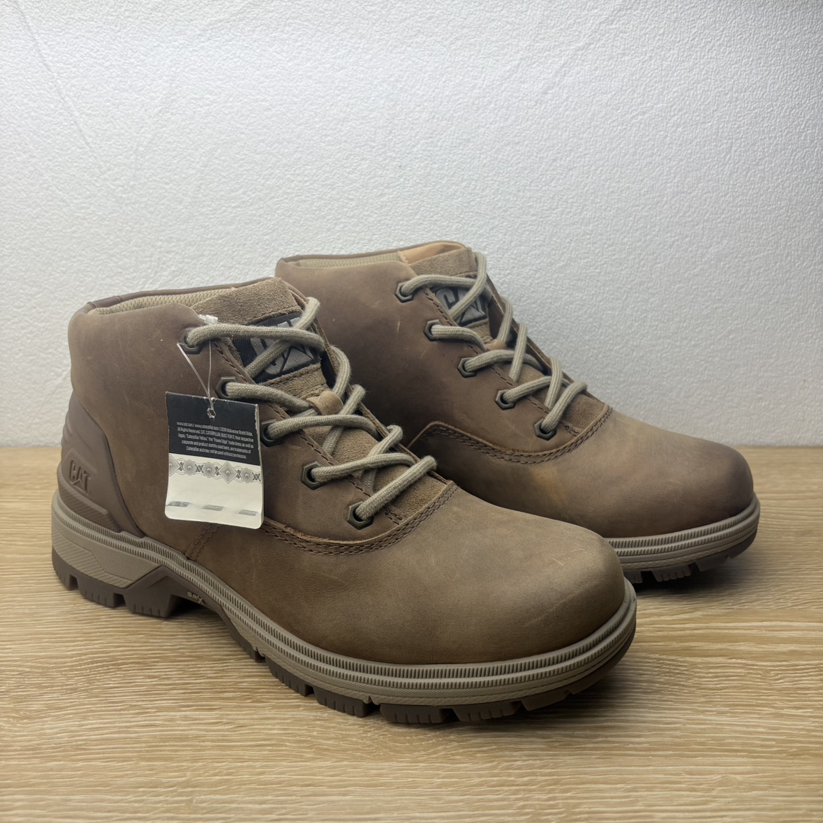 CAT卡特彼勒男鞋秋冬款真皮高帮马丁靴厚底防滑725151