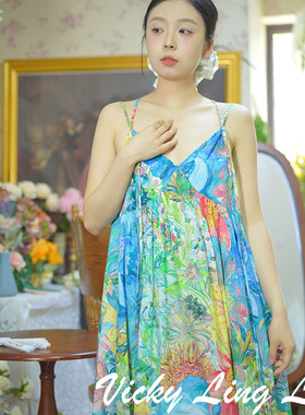 LIBERTY休闲蓝色大丽花度假吊带裙