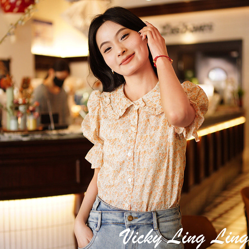 特惠 日版LIBERTY粉色彼得兔/橘色草莓 甜美娃娃领衬衫