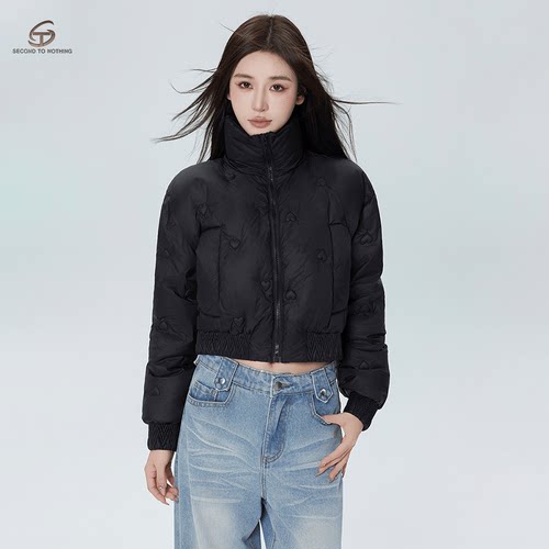 短款羽绒服重工艺刺绣外套