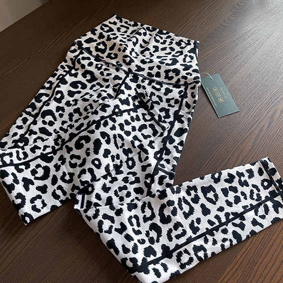 美单 黑白豹纹炸臀 运动健身紧身瑜伽跑步长裤