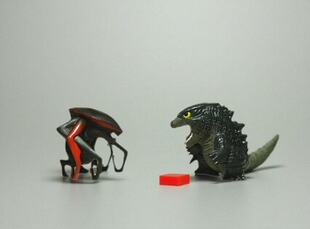 日本正版散货公仔 哥斯拉大电影 卡通Q版穆托 哥斯拉 手办摆件5cm