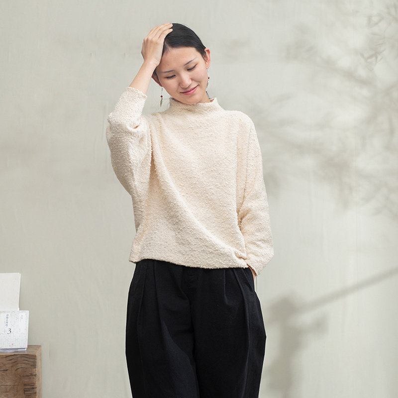 忘城8988座/棉花糖/2022春新品颗粒感肌理半高领亲肤棉针织衫女