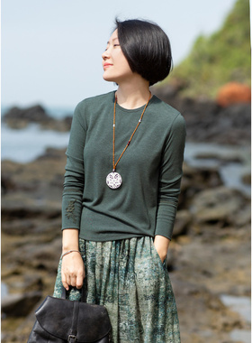 忘城9797座/满园春色/2023春季新品多色绣花柔软亲肤长袖打底衫女