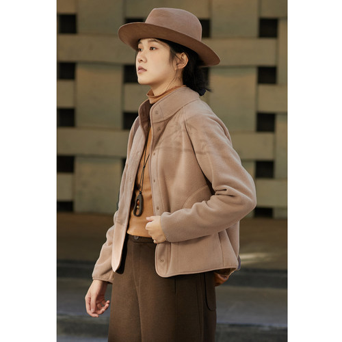 忘城N952座/岁月轻慢/冬季新款保暖摇粒绒休闲外套户外防风内搭女