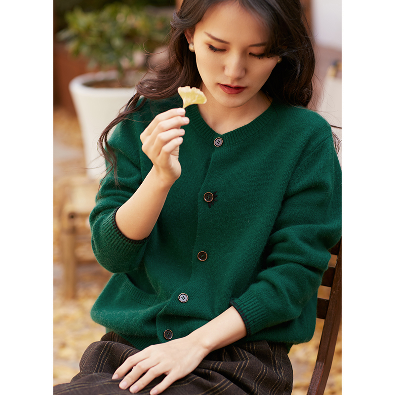 忘城单排多扣圆领针织开衫