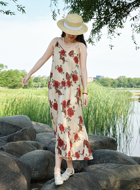 忘城N302座/国色天香/2023夏季新款42支苎麻红色印花吊带连衣裙