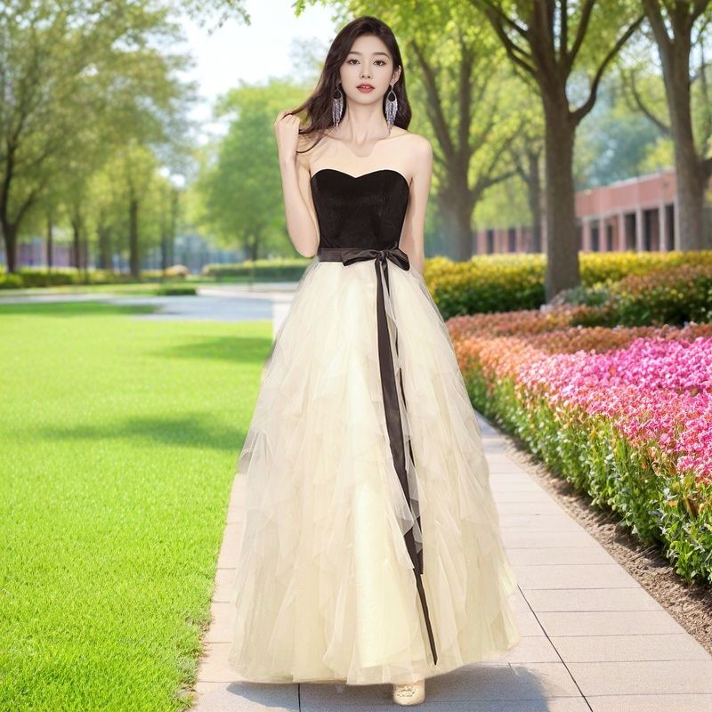 晚礼服女2025新款主持人轻奢小众气质高级感成人礼公主抹胸礼服裙