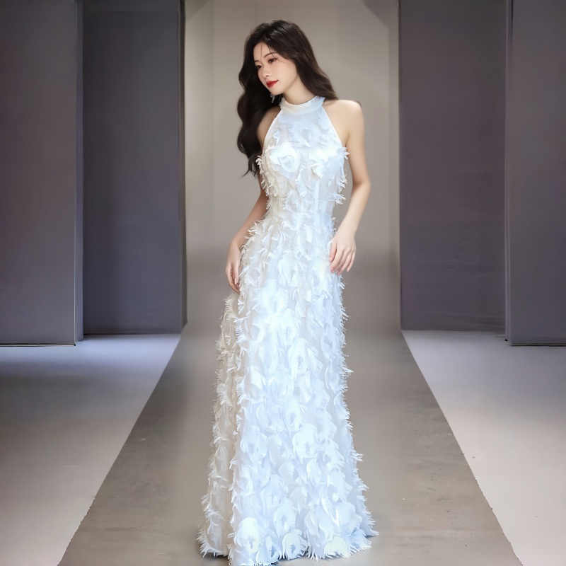 法式晨袍新娘轻婚纱羽毛订婚礼服