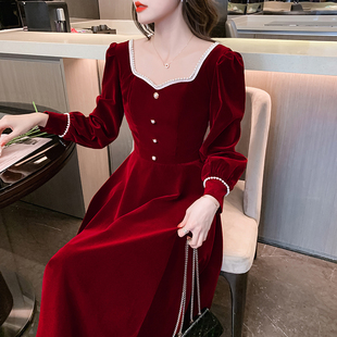 秋冬新娘结婚敬酒服酒红色金丝绒日常连衣裙出阁宴长袖礼服中长款