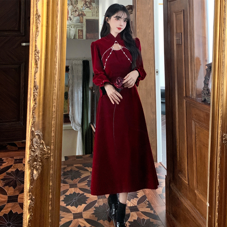 挂脖长袖A字裙中长款礼服