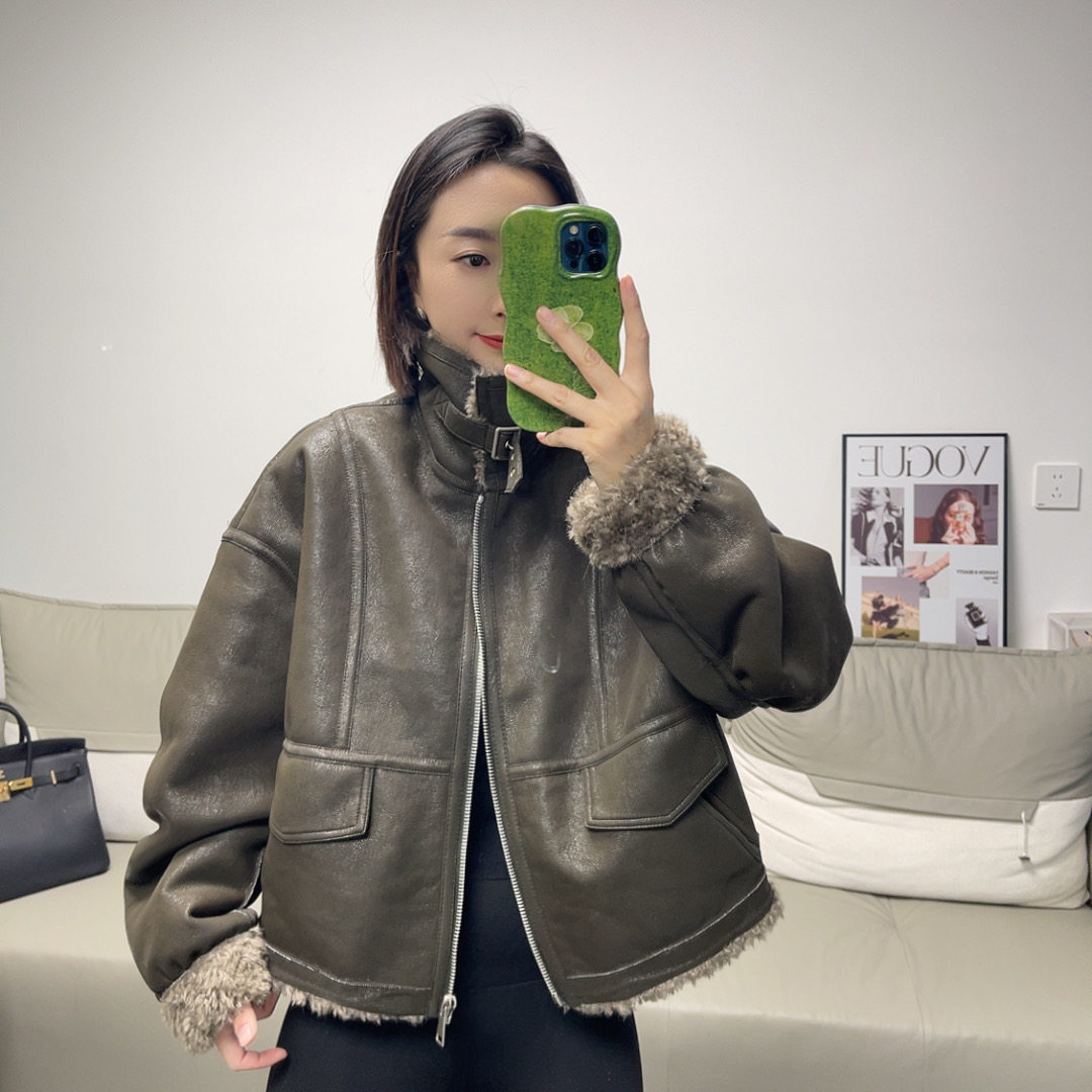复古翻领皮毛一体加厚保暖棉服女