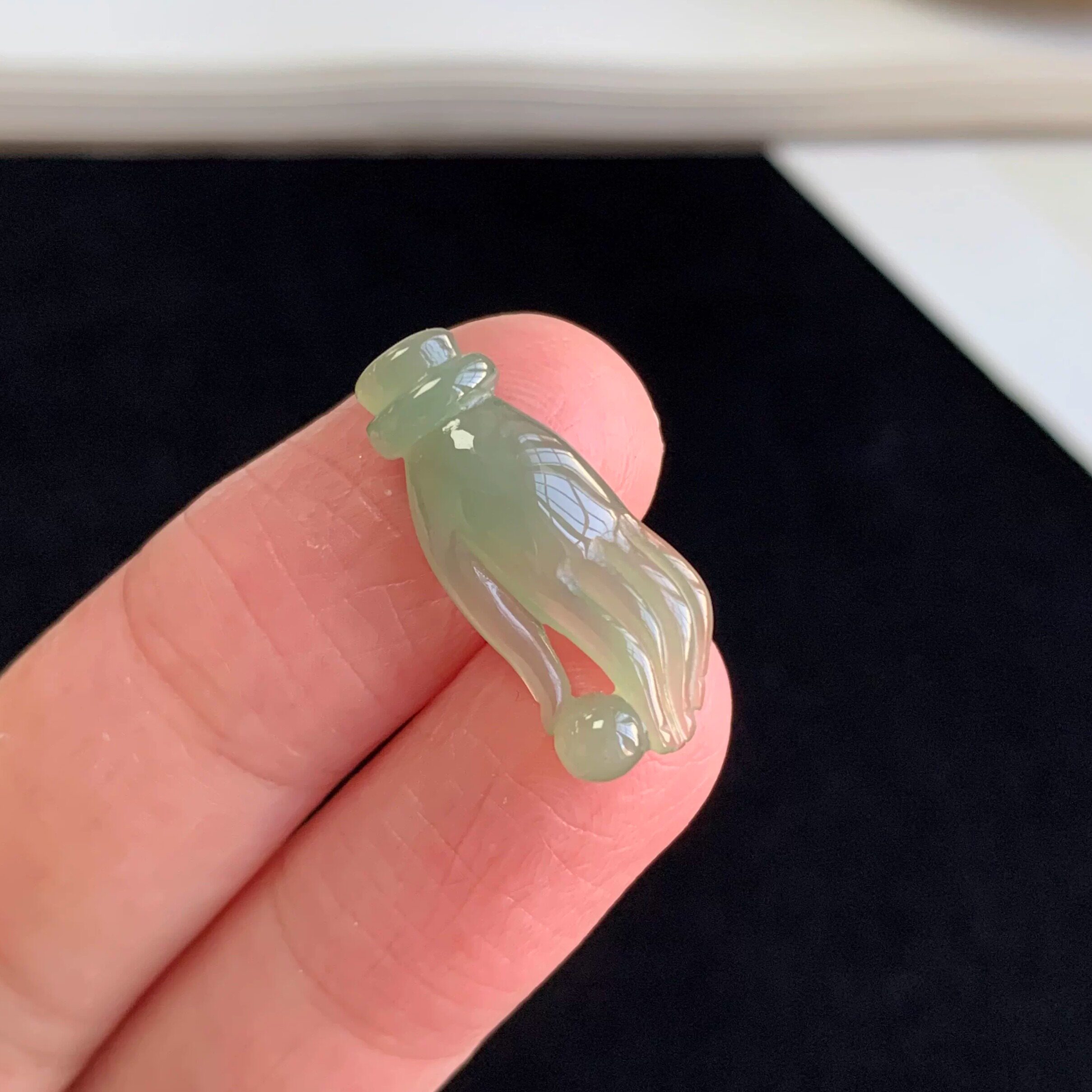 泗隆珠宝-天然A货翡翠佛手吊坠 缅甸玉石冰油青佛手玉器挂件女款