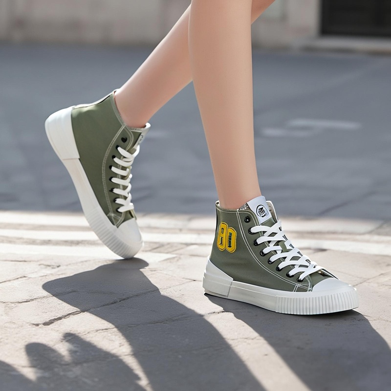 卓不凡透气高帮情侣款帆布鞋