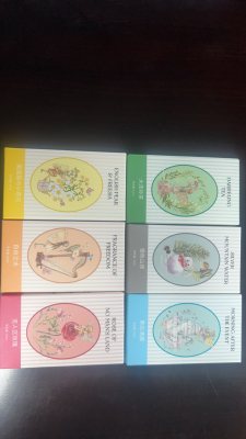 新版的岚迹口袋香水,学生党与上班族的最爱。还没有外面塑料塑封