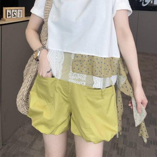 多巴胺风松紧腰系扣短裤女2026年夏季新款慵懒小香风度假休闲裤