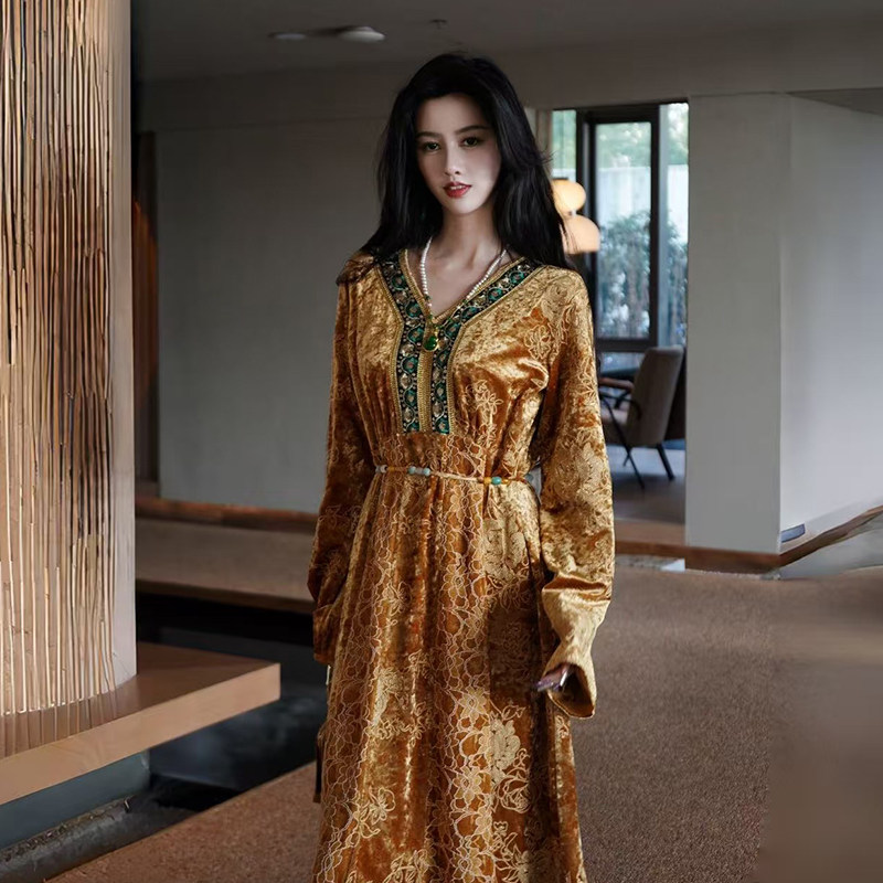 澄渔高定【璎珞玉阙】新中式金缕金绳绣天宫锦丝绒织带云纱连衣裙