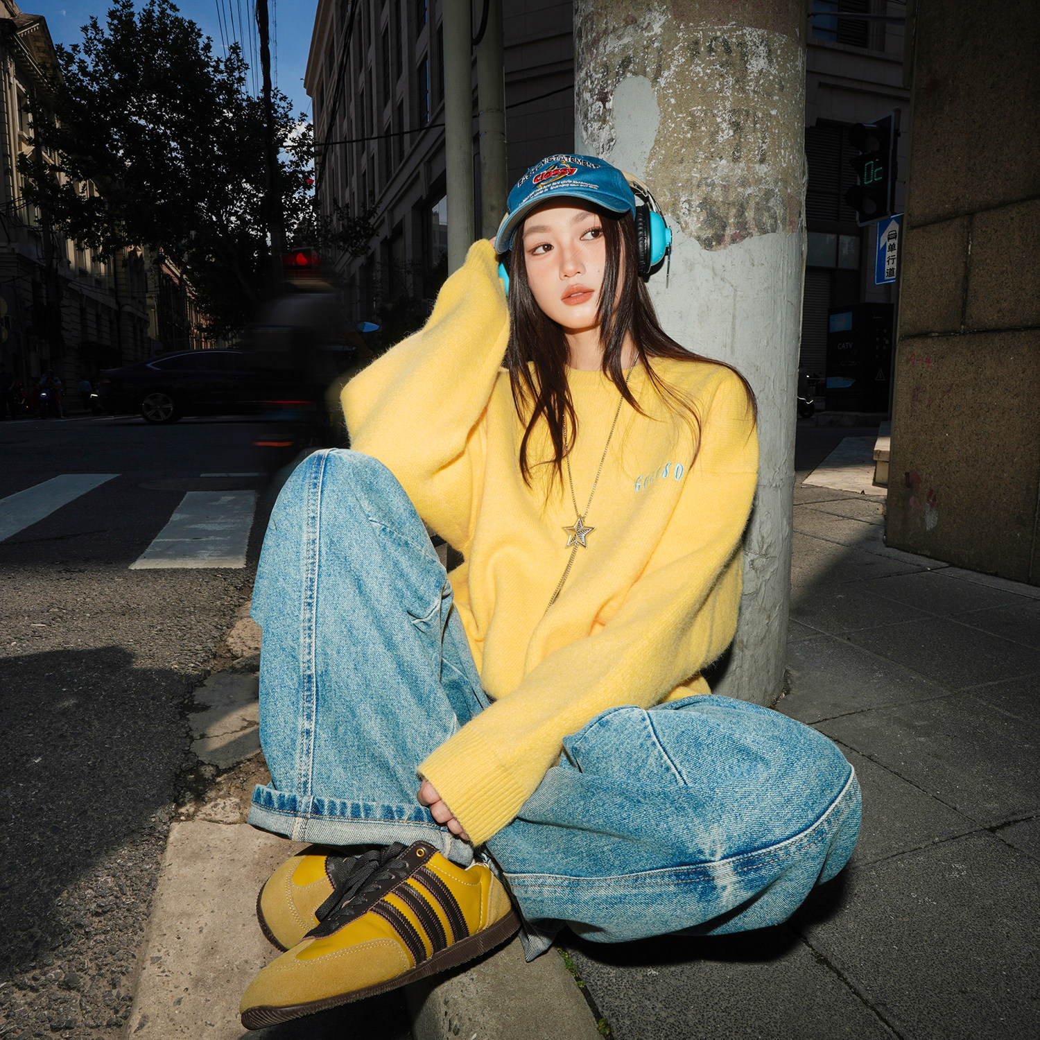 GOGOSOON毛衣男新款秋冬新款圆领上衣北极绒糖果色字母刺绣潮