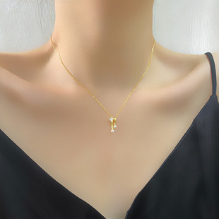 不规则珍珠项链女S925纯银ins风小众设计感镶钻熔岩吊坠锁骨颈链