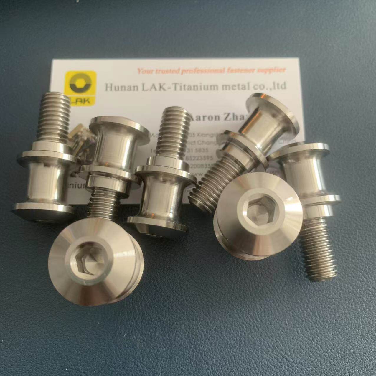 非标内六角凹槽摩托起车钉挂钉钛合金螺丝 M10x1.5x18 台阶14x4