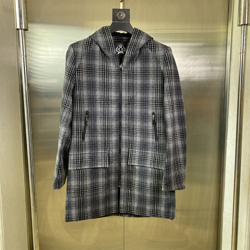 就一件亏本清仓品牌货格纹大衣