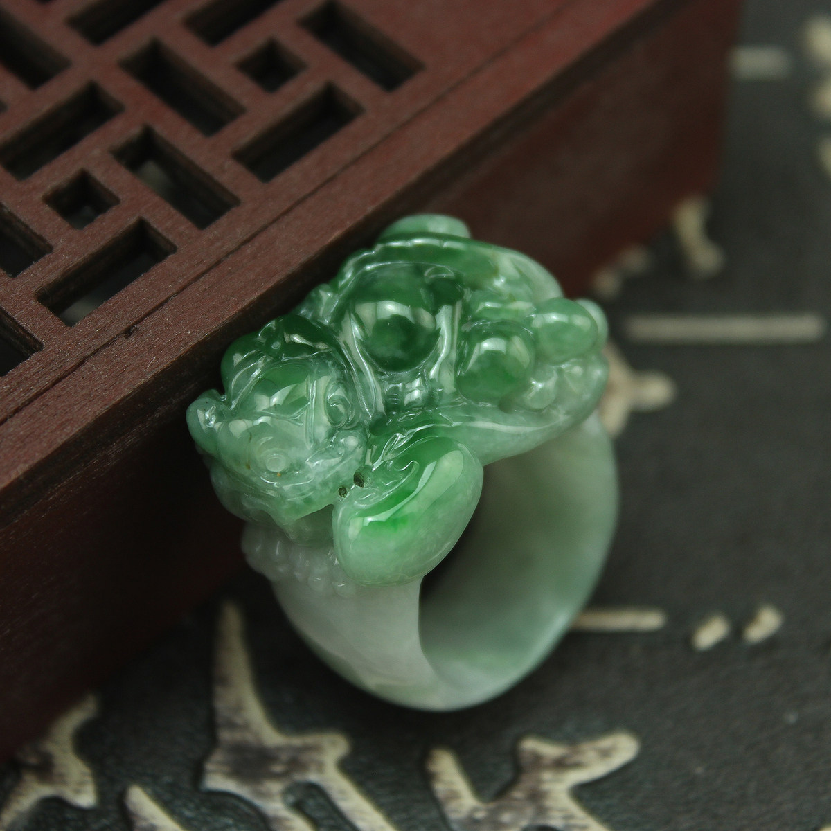 17mm 缅甸天然翡翠A货去 老坑糯种瓜皮青飘绿招财貔貅戒指 包邮