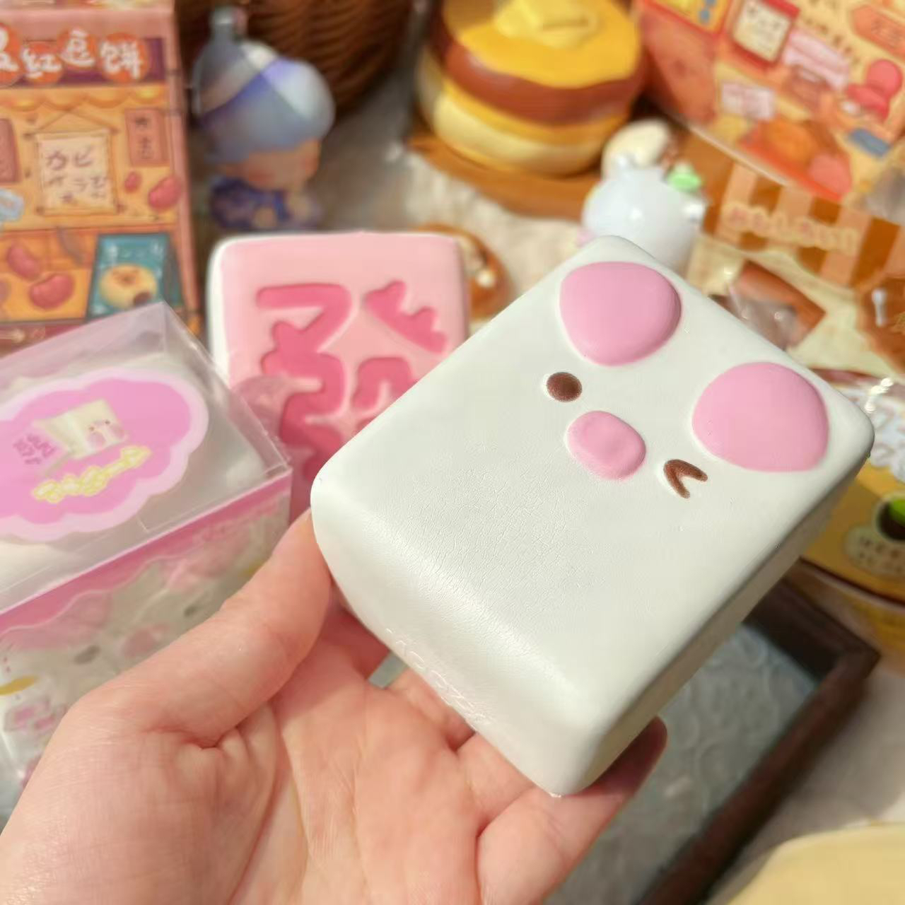 木吉小猪发财麻将捏捏乐解压湿软嫩吸手指发泄创意玩具squishy