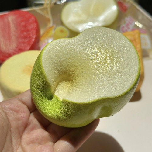 原创新品木吉仿真水果酥慢回弹玩具香蕉苹果解压捏捏乐squishy