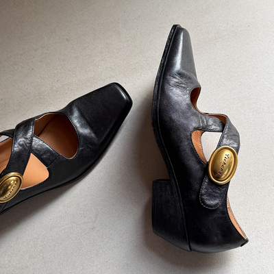 Folded。水洗牛皮·玛丽珍鞋女