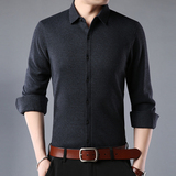灰色
