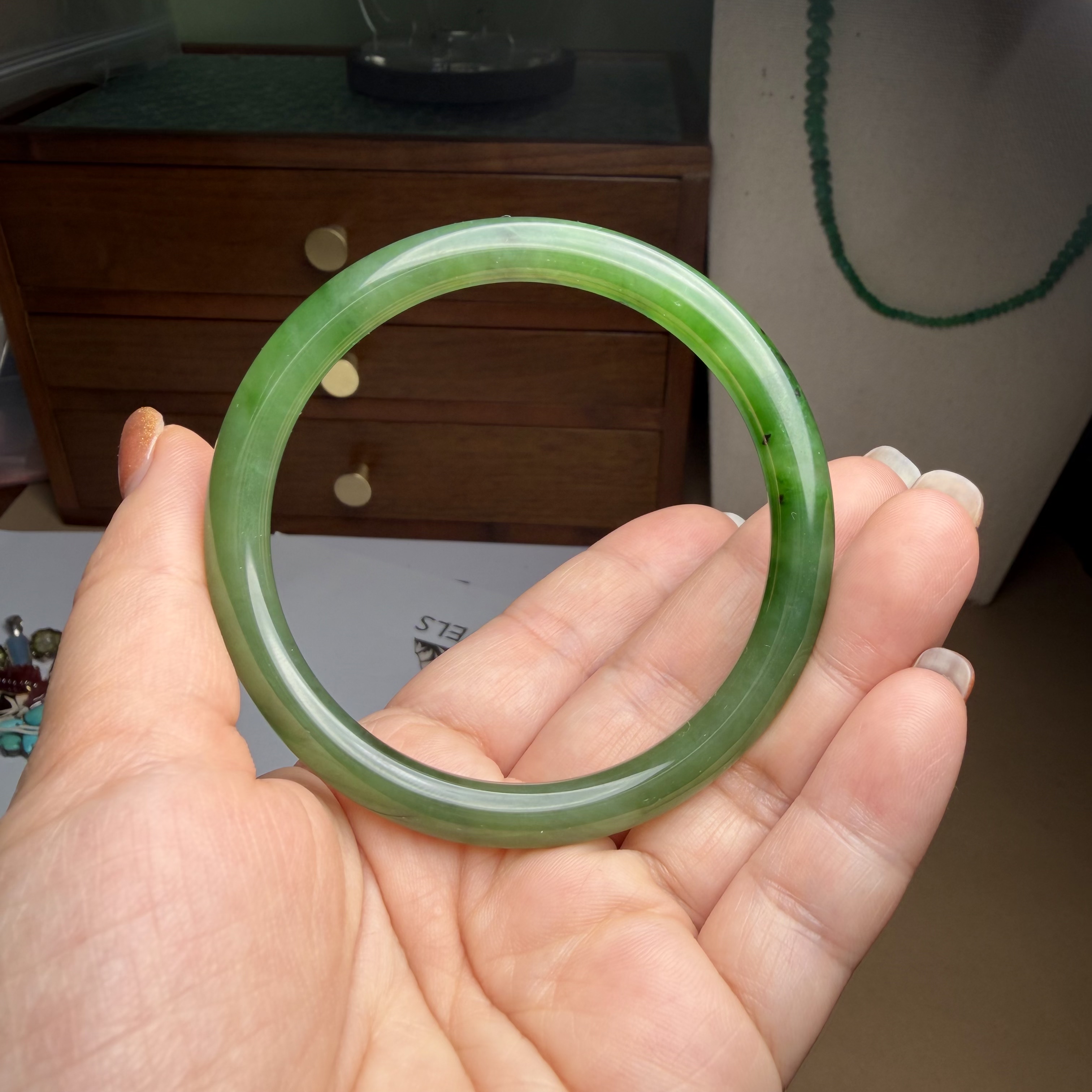 J32和田玉叮当镯碧玉阳绿冰透温润手镯玉镯镯子珍品55圈口证书