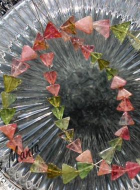 O22碧玺散珠配珠DIY三角形粉色绿色鲜亮超值爱丽丝珠宝店隔珠