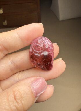 H317红粉双色碧玺吊坠孔宝石吊坠荷叶鲤鱼如意国风雕刻坠子