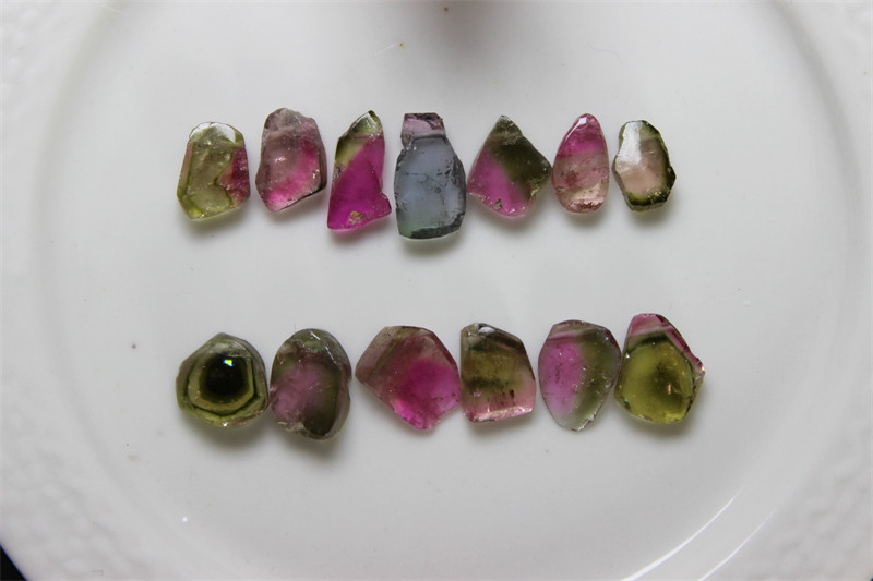 A63碧玺 西瓜 双色 裸石 光 扁片 DIY 原料 天然 上下 两组 有孔