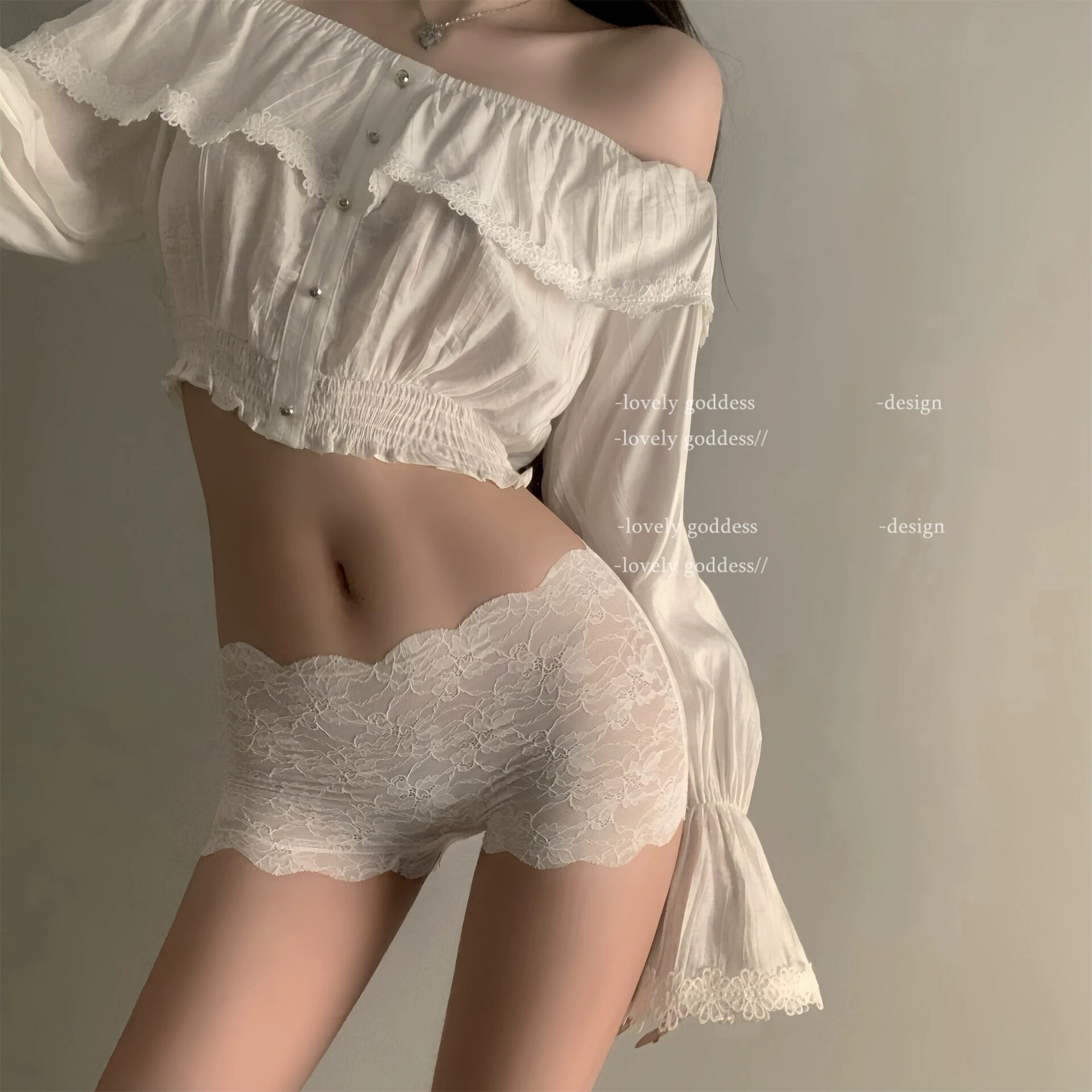 日系甜美打底裤女高腰蕾丝